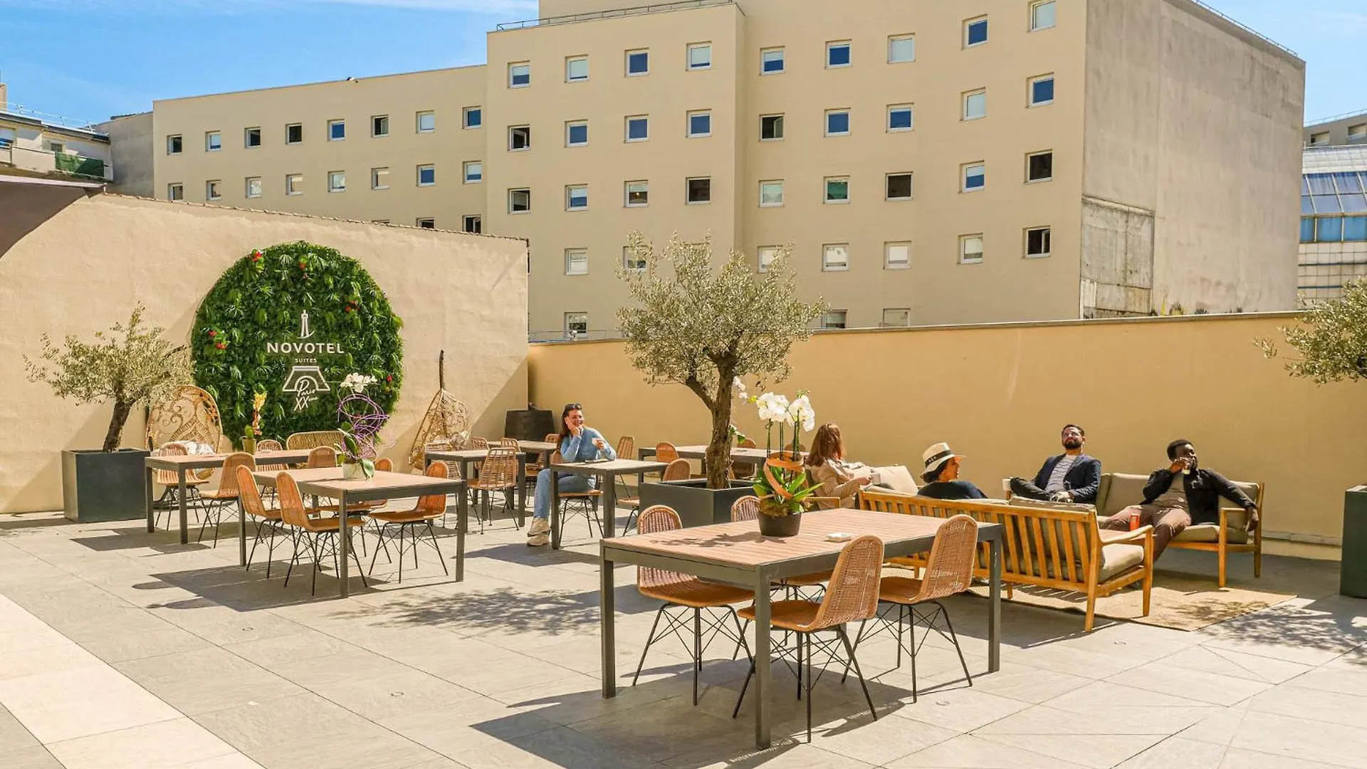 **** Hotel Novotel Suites Paris Montreuil Vincennes France