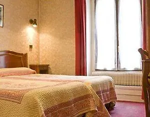 2* Отель Cluny Sorbonne