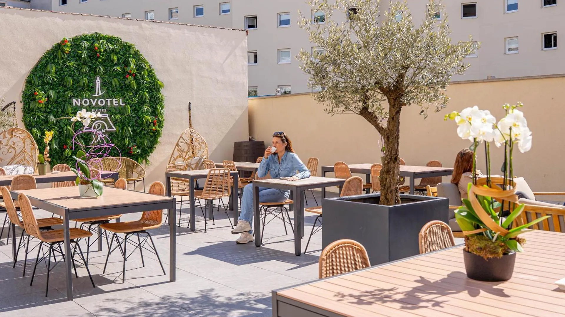 Novotel Suites Paris Montreuil Vincennes 4*,