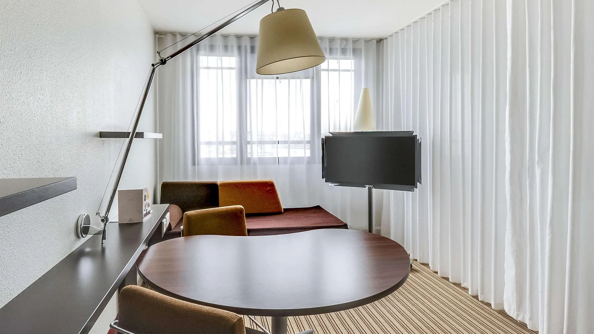 Novotel Suites Paris Montreuil Vincennes Hotel