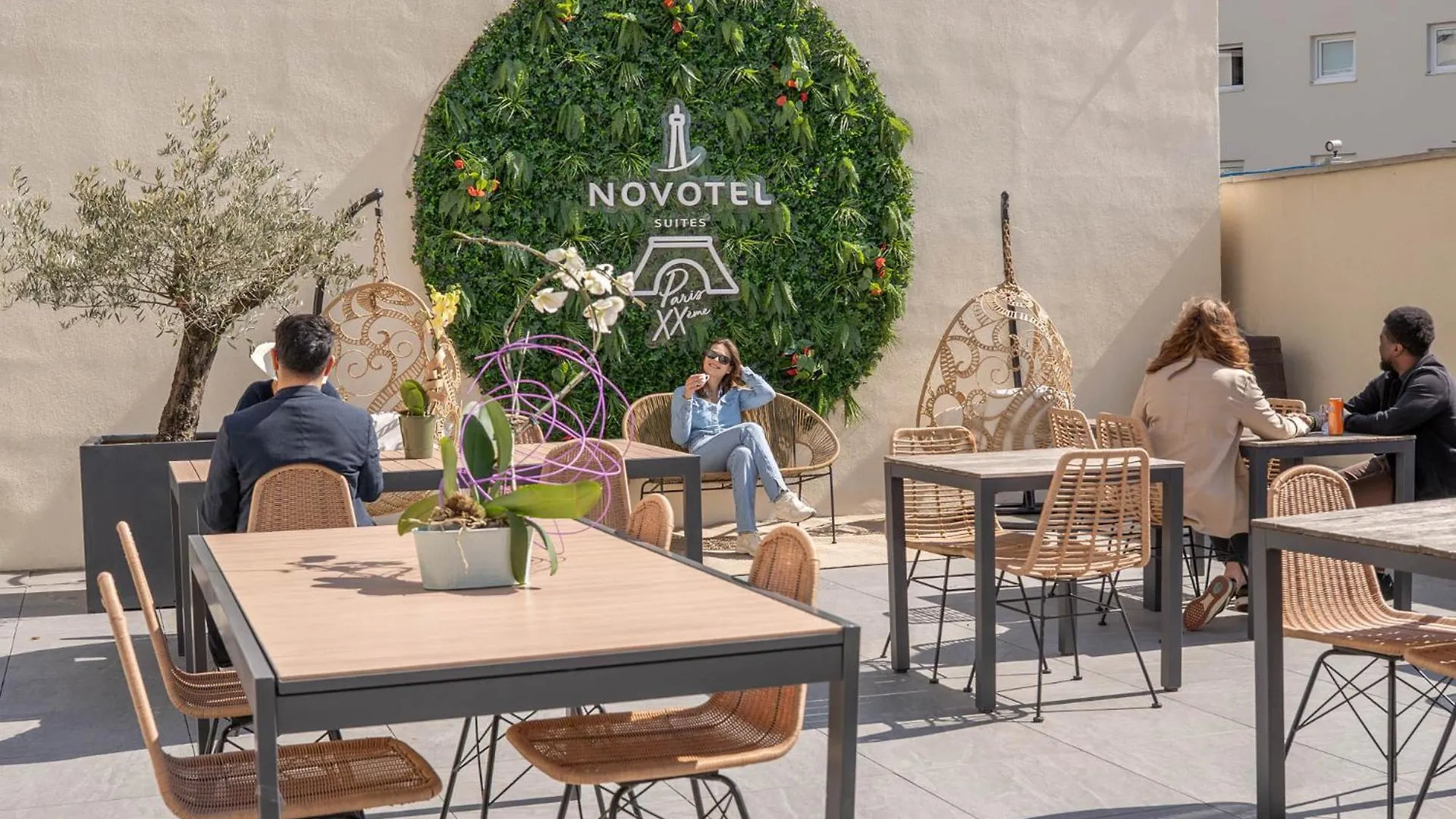 **** Hotel Novotel Suites Paris Montreuil Vincennes France