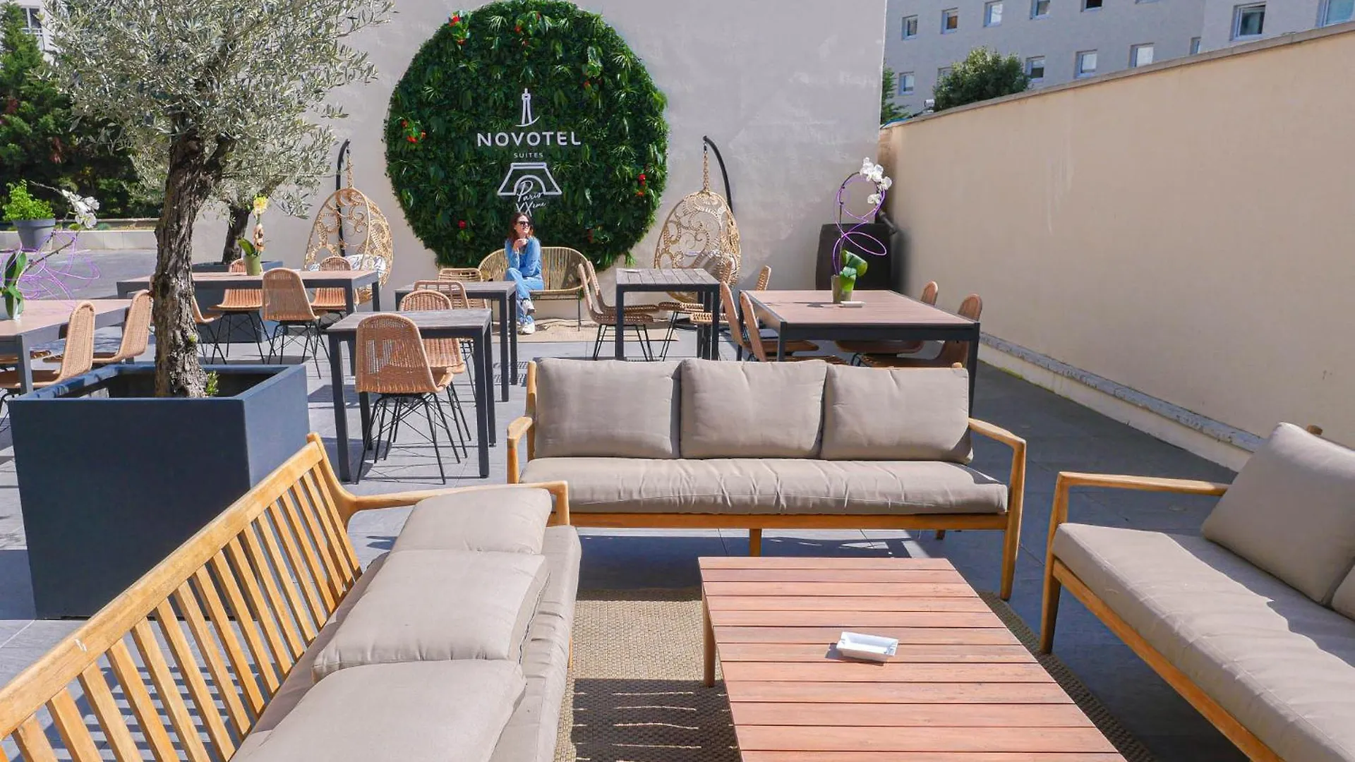 Novotel Suites Paris Montreuil Vincennes 4*,